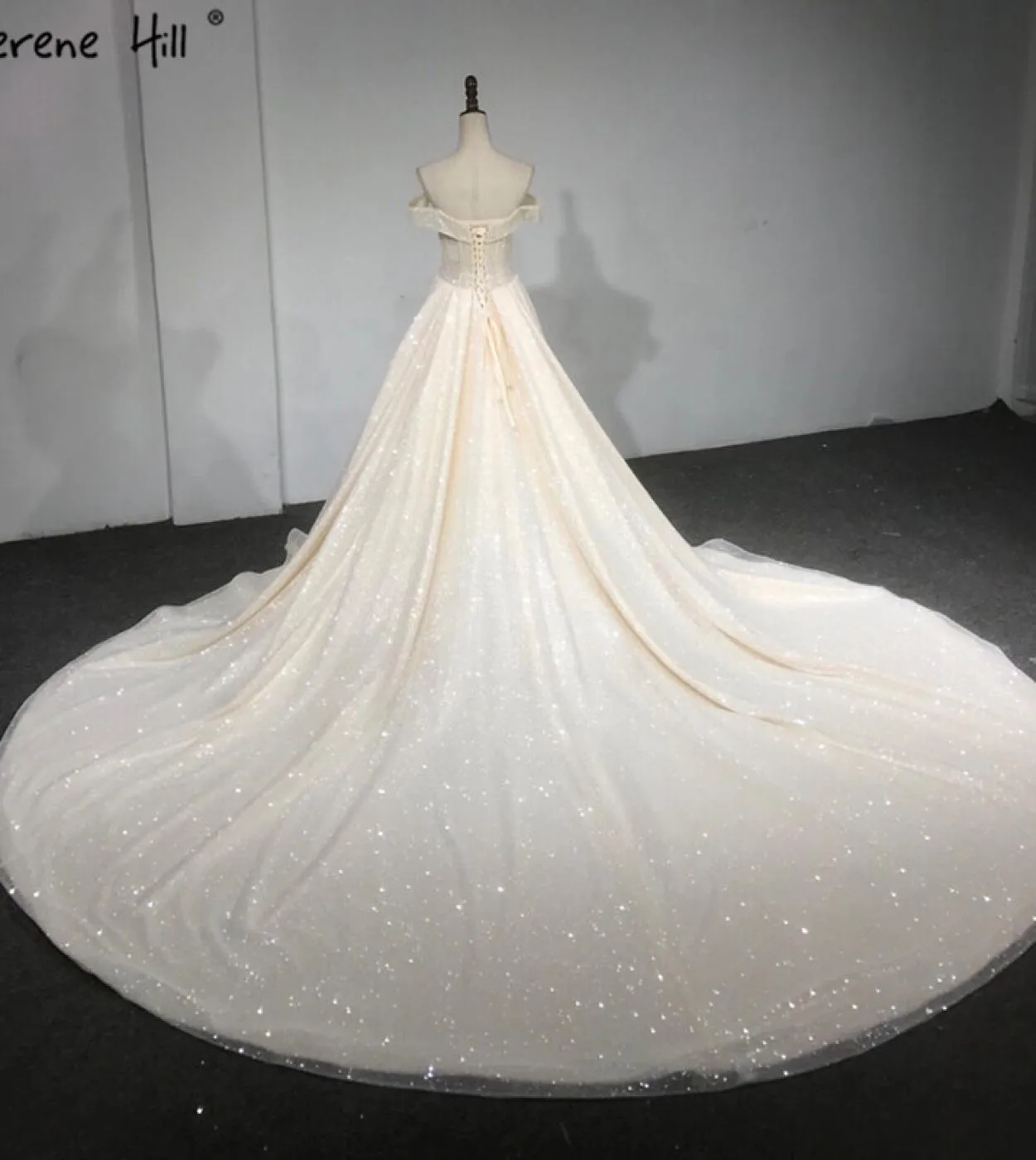 Abiti da sposa scintillanti di fascia alta di lusso con spalle scoperte Abito da sposa vintage di nuova moda Immagine reale Abit