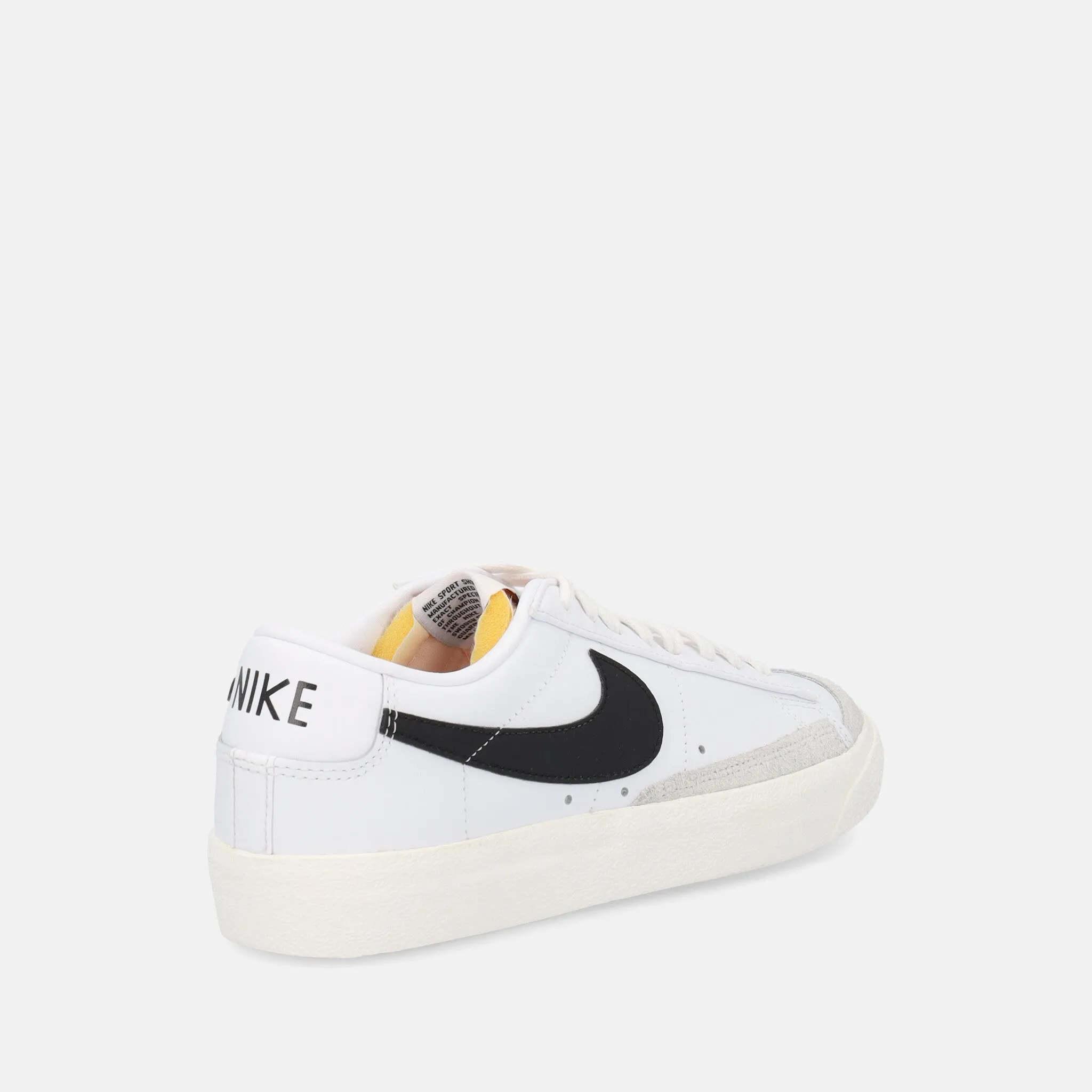 NIKE BLAZER LOW 77 VNTG